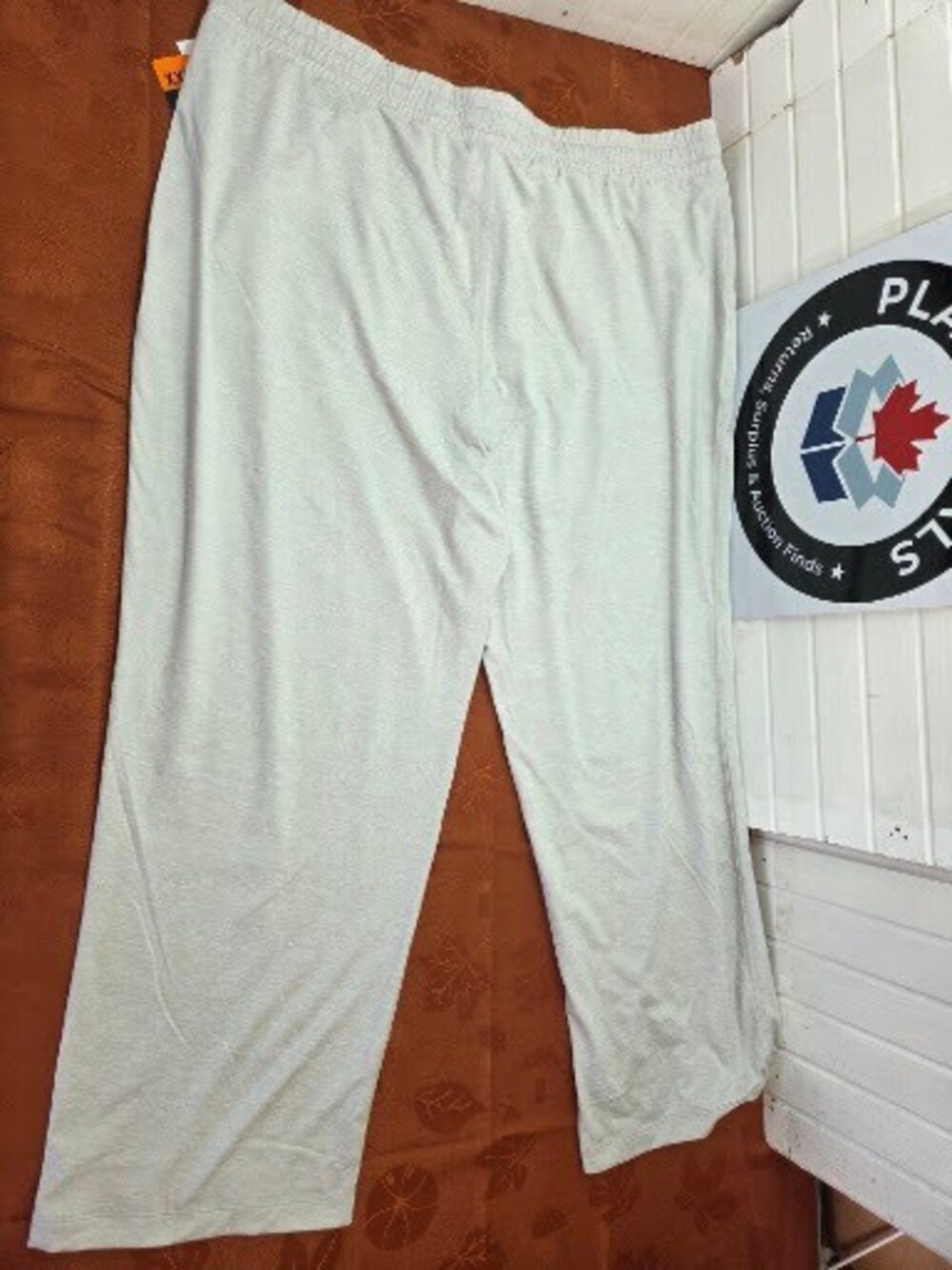 Kirkland Signature Women's Lightweight Stretch Crop Lounge Pants, Oatmeal Heathe